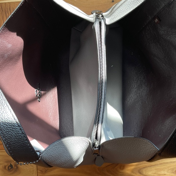 Coach Teal and Black Leather Shoulder Bag - Picture 5 of 6